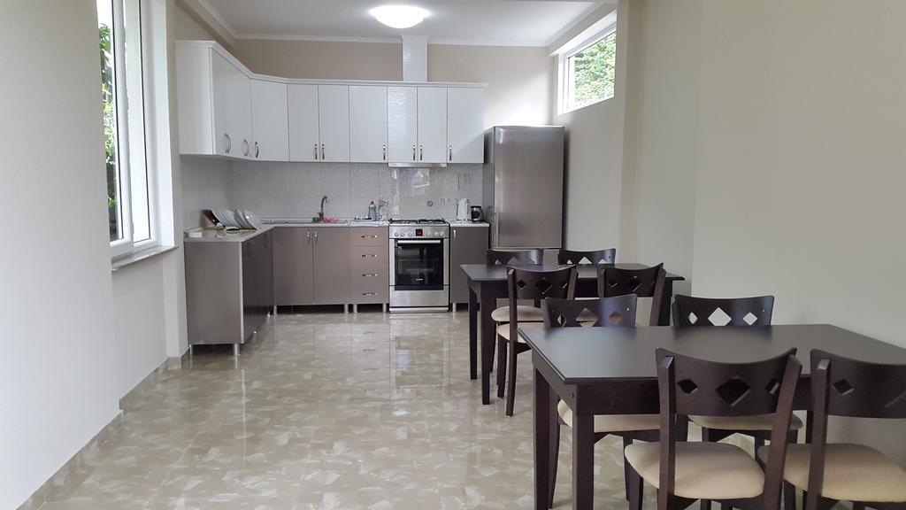 Lasha Guest House Makhinjauri Εξωτερικό φωτογραφία
