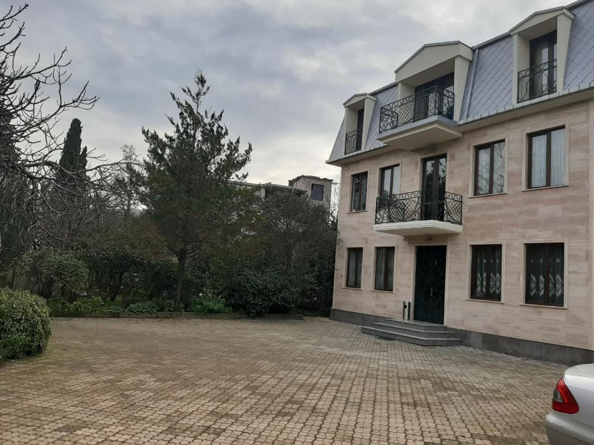 Lasha Guest House Makhinjauri Εξωτερικό φωτογραφία